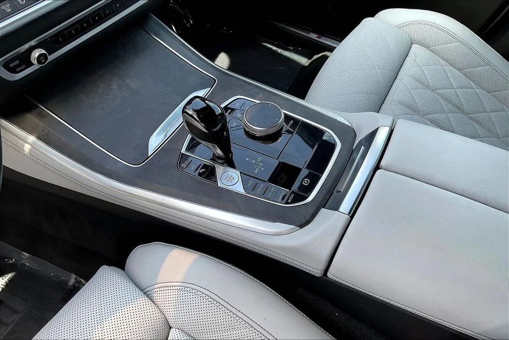 BMW X5 photo 9
