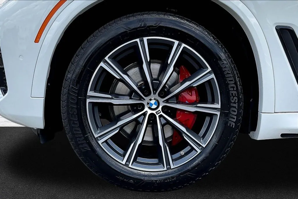 BMW X5 photo 25