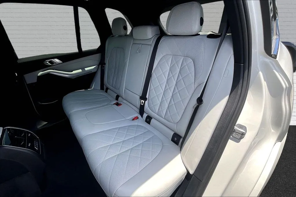 BMW X5 photo 13