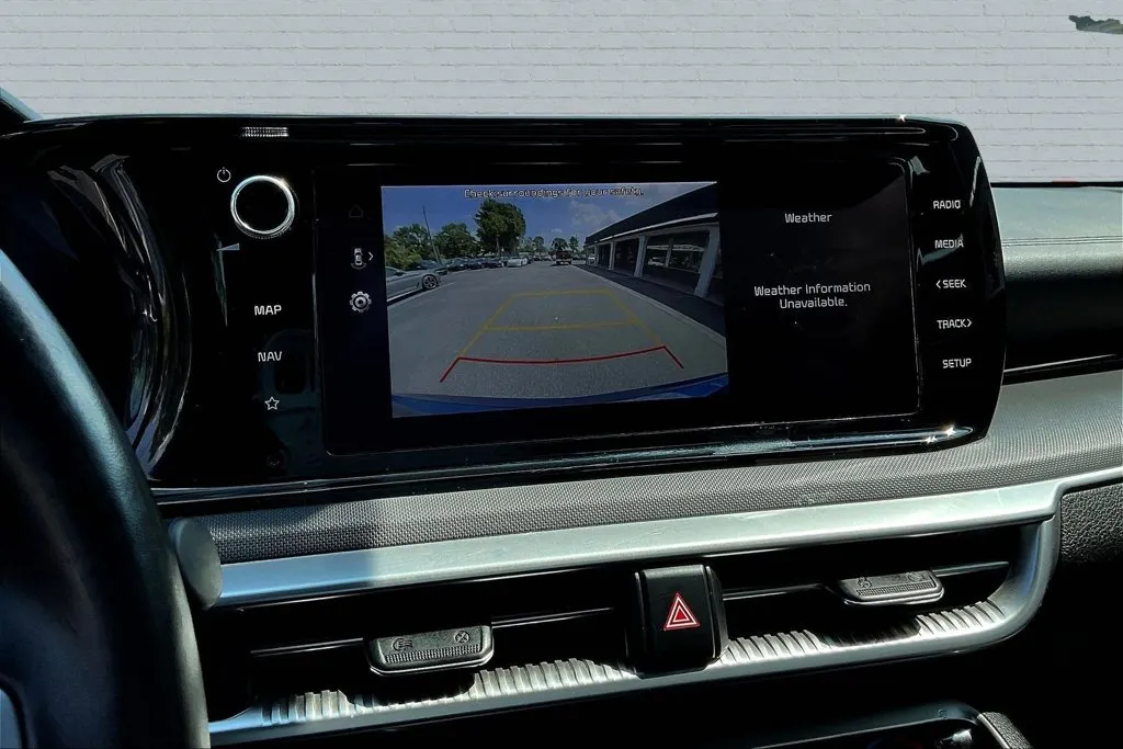 Kia K5 photo 12