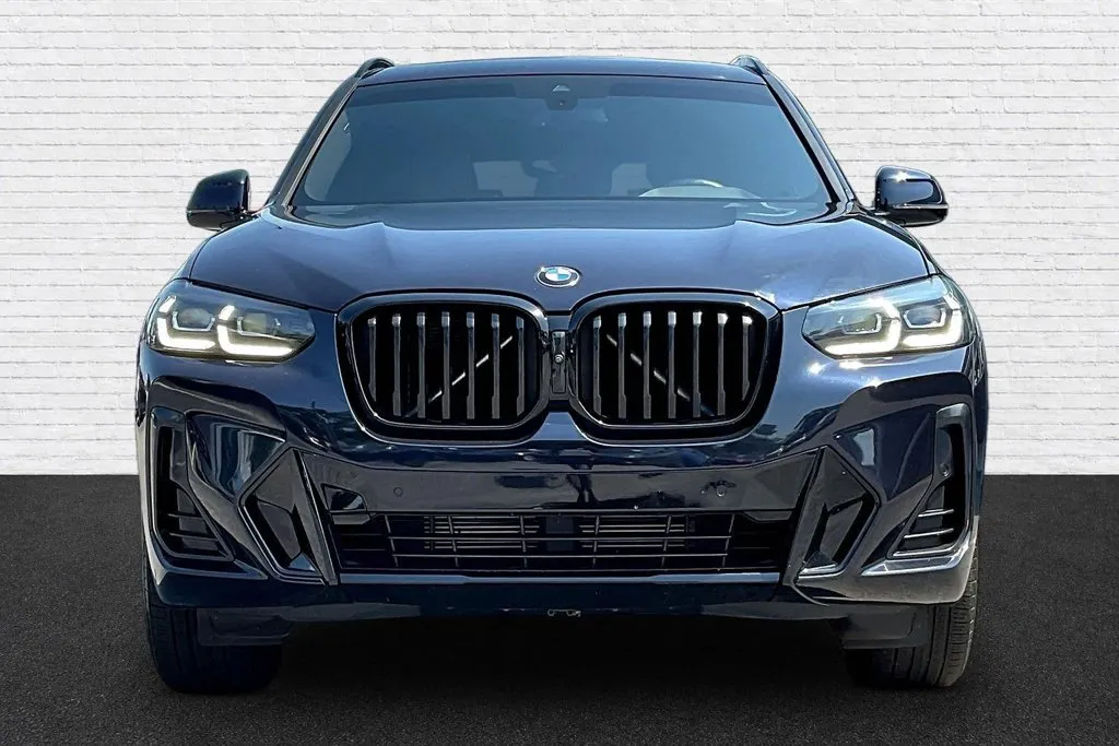 BMW X3 photo 2