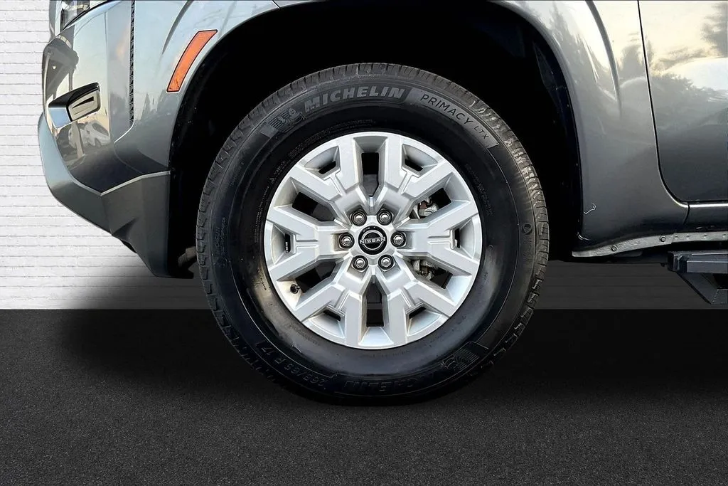 Nissan Frontier photo 30