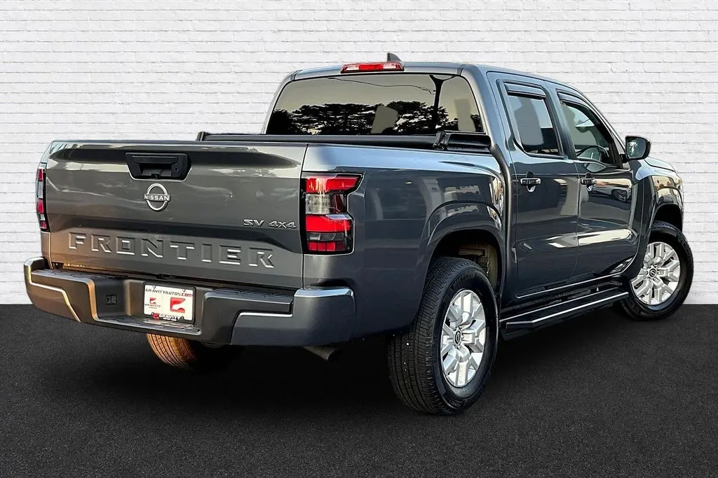 Nissan Frontier photo 6