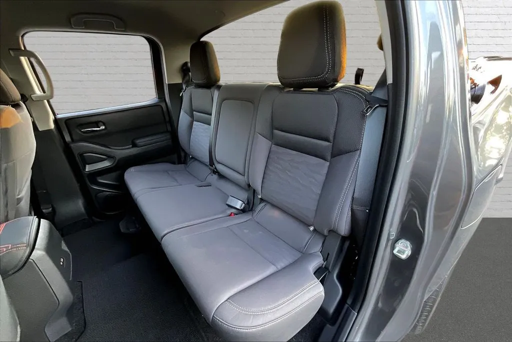 Nissan Frontier photo 21