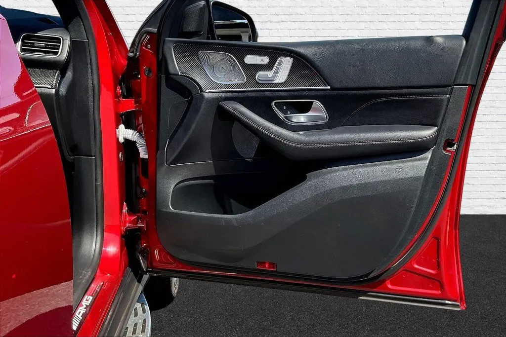 Mercedes-Benz GLE photo 25