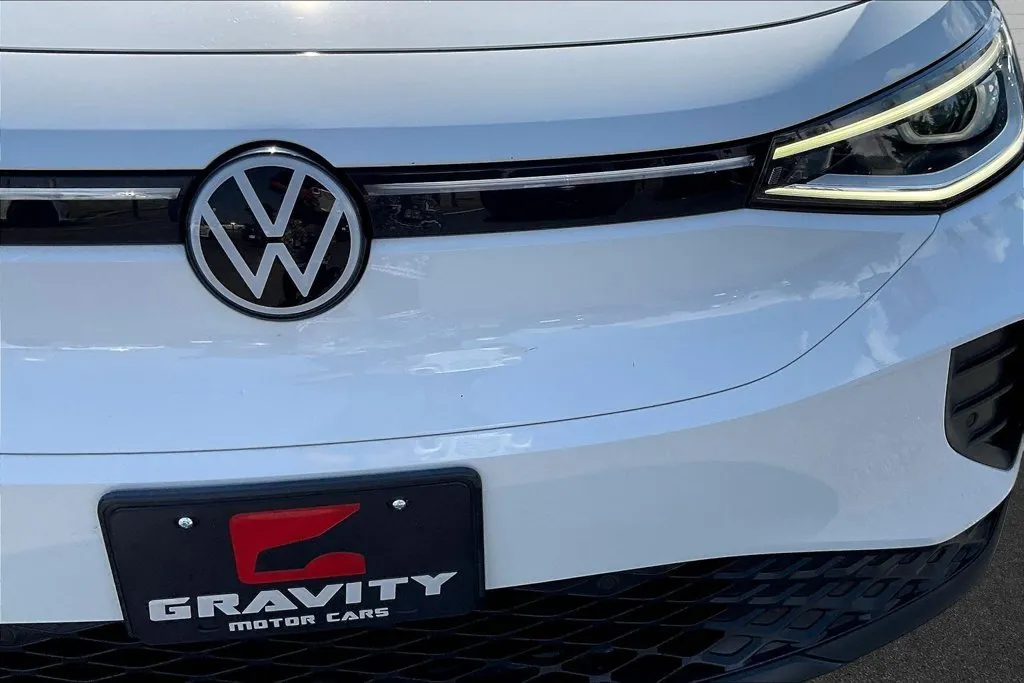 Volkswagen ID.4 photo 27