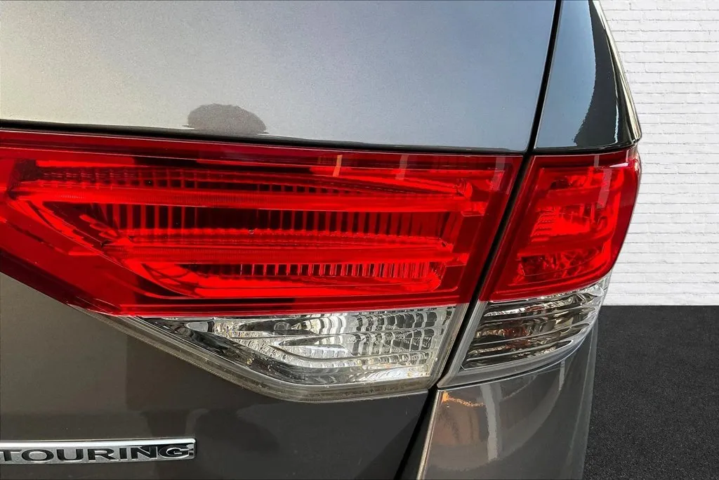 Honda Odyssey photo 18