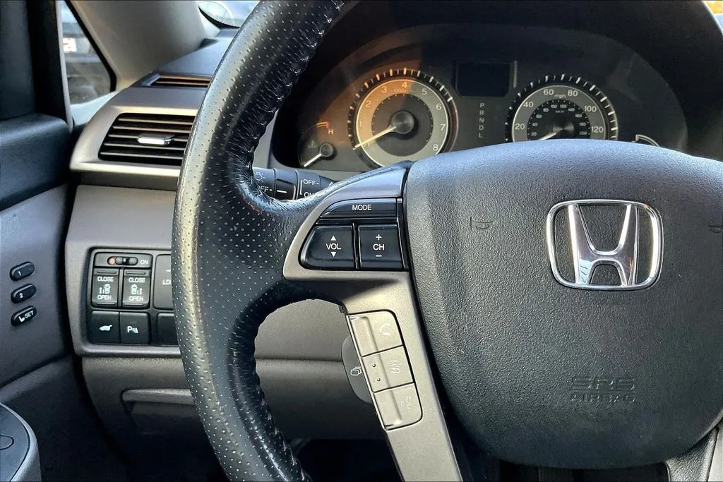 Honda Odyssey photo 9