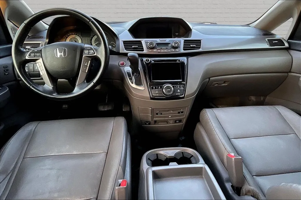 Honda Odyssey photo 6