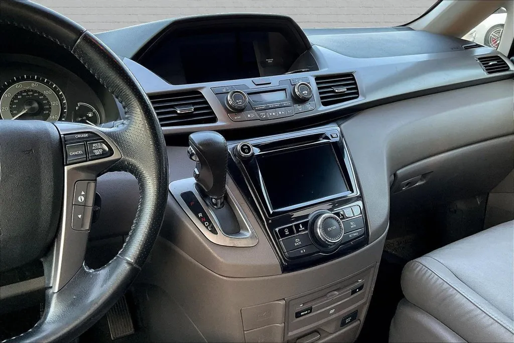 Honda Odyssey photo 8