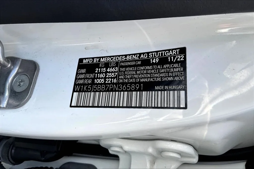 Mercedes-Benz CLA photo 16