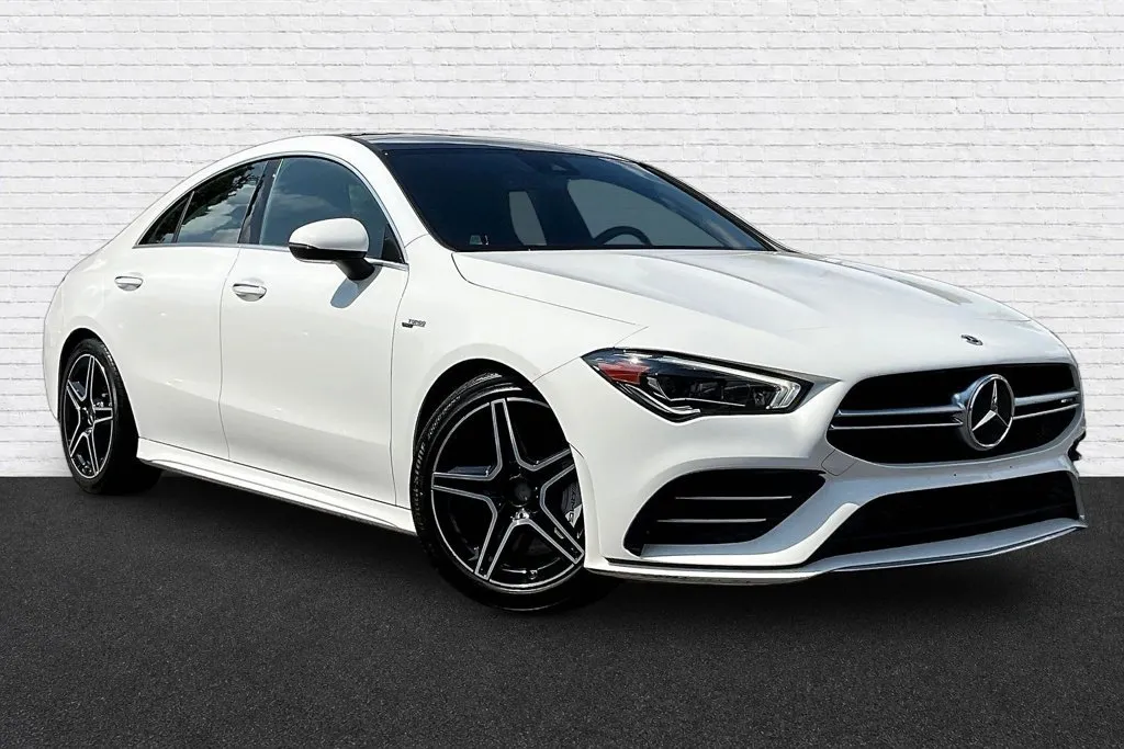 Mercedes-Benz CLA photo 3