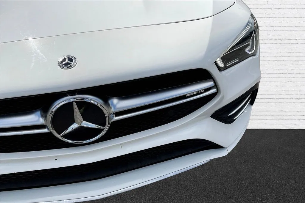 Mercedes-Benz CLA photo 26
