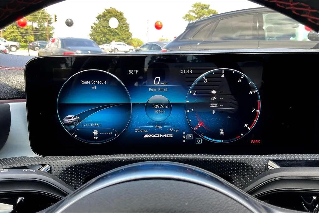 Mercedes-Benz CLA photo 12