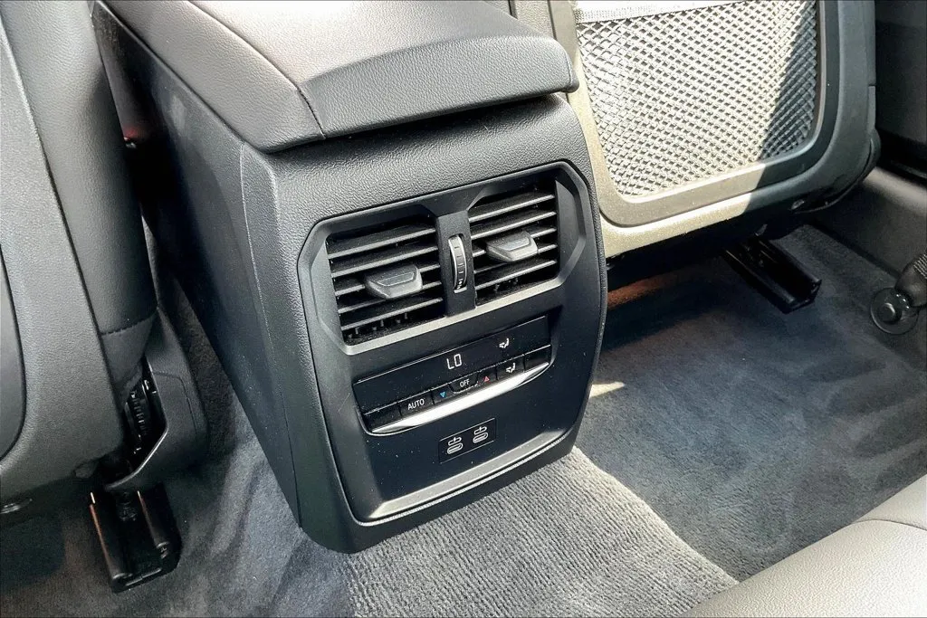 BMW 4 Series photo 10