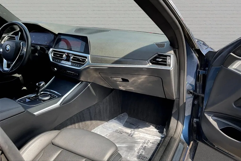 BMW 4 Series photo 26