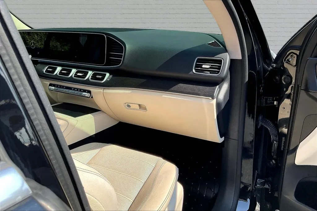 Mercedes-Benz GLE photo 24