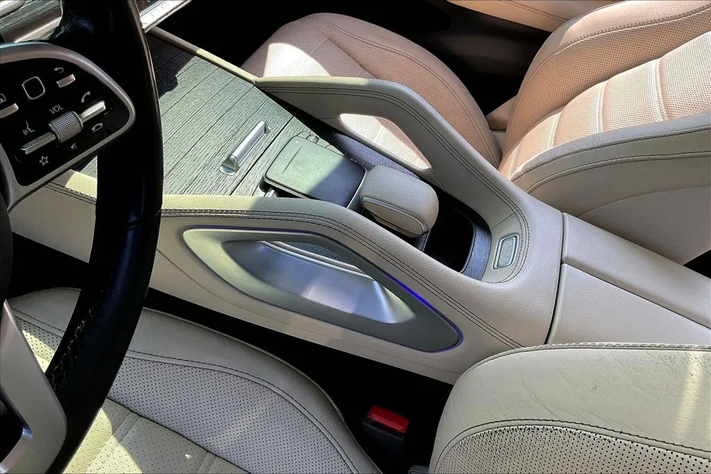 Mercedes-Benz GLE photo 16