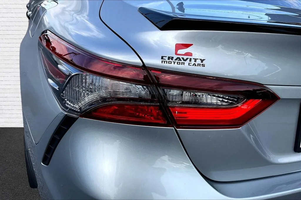 Toyota Camry photo 20