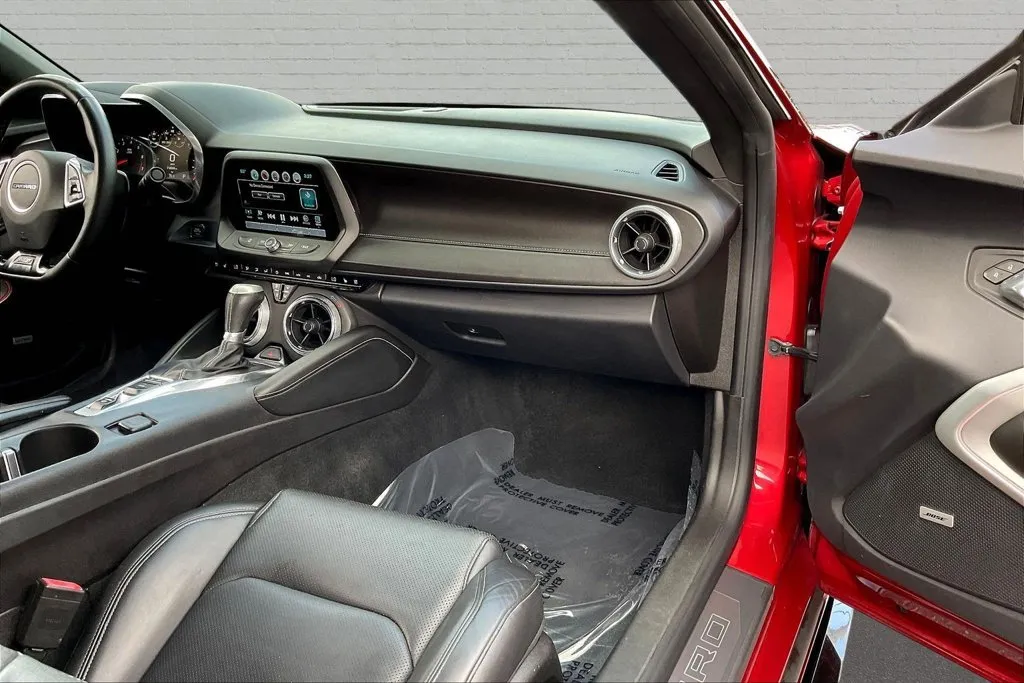 Chevrolet Camaro photo 24