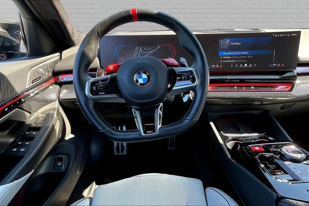 BMW M5 photo 8