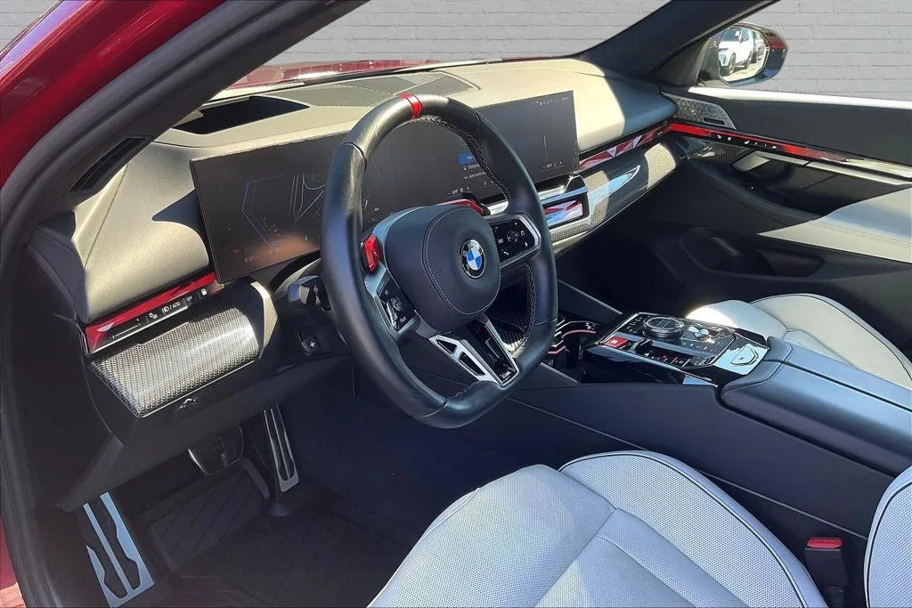 BMW M5 photo 17