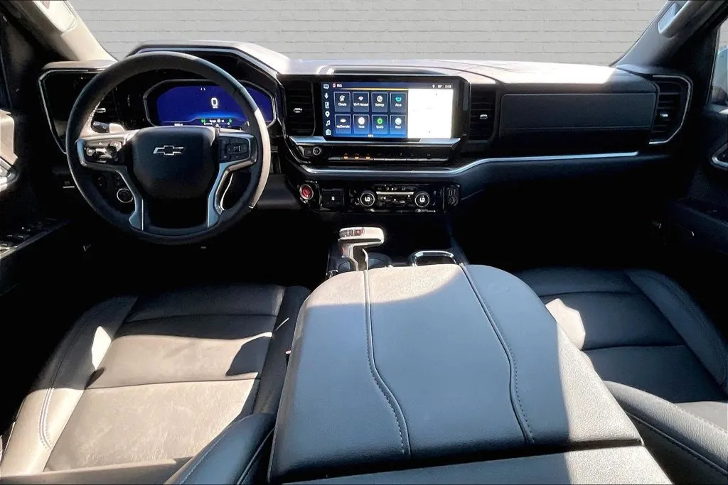 Chevrolet Silverado photo 7