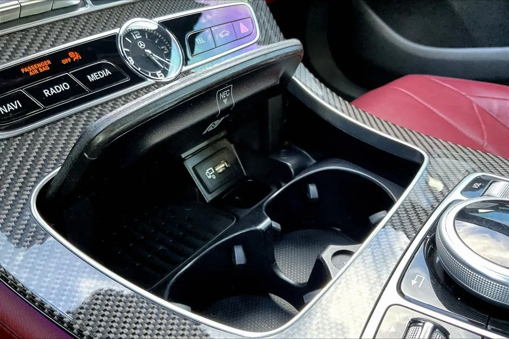 Mercedes-Benz CLS photo 16