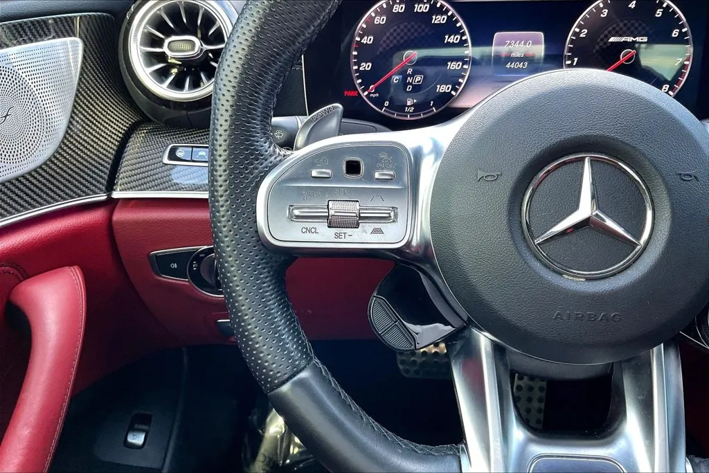 Mercedes-Benz CLS photo 11