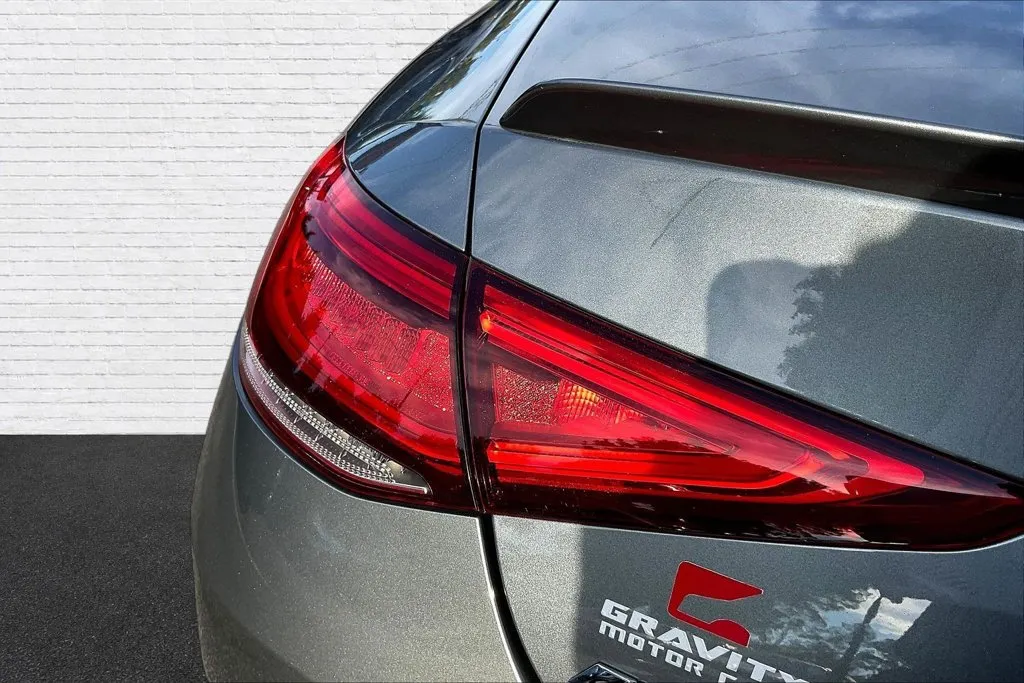 Mercedes-Benz CLS photo 23