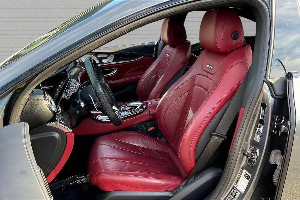 Mercedes-Benz CLS photo 21