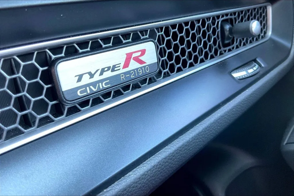 Honda Civic Type R photo 35