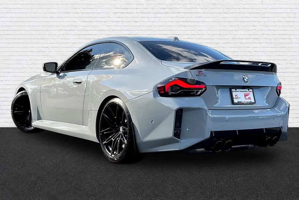 BMW M2 photo 3