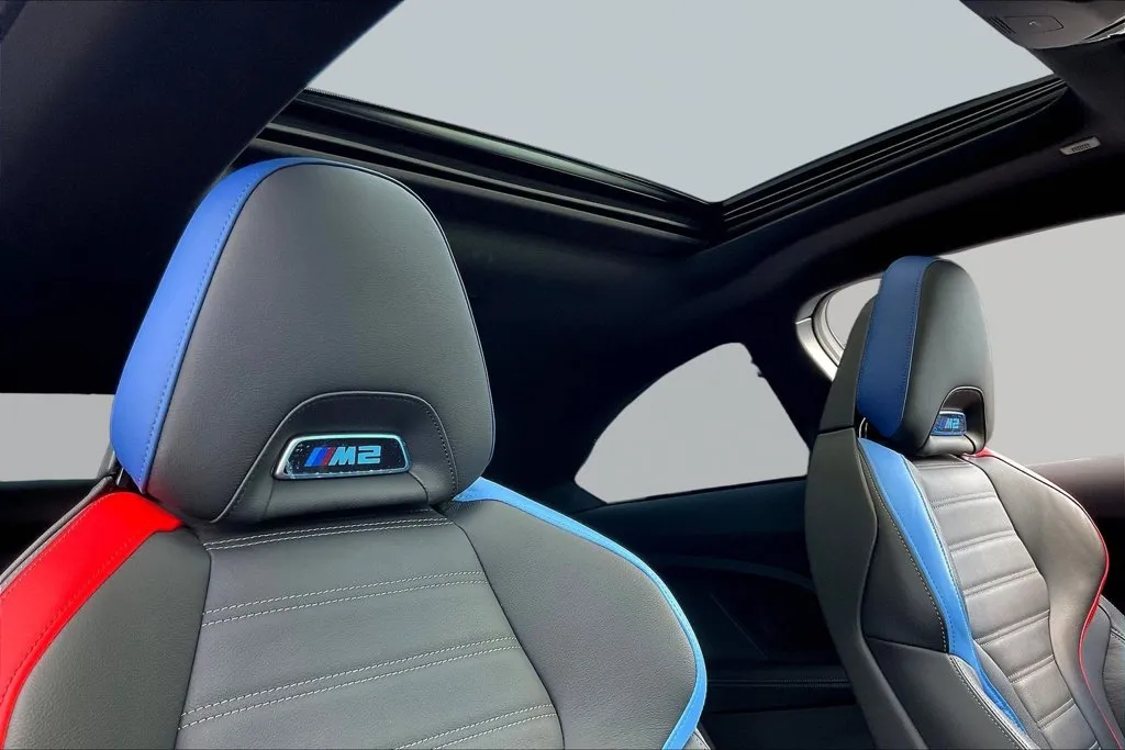 BMW M2 photo 23