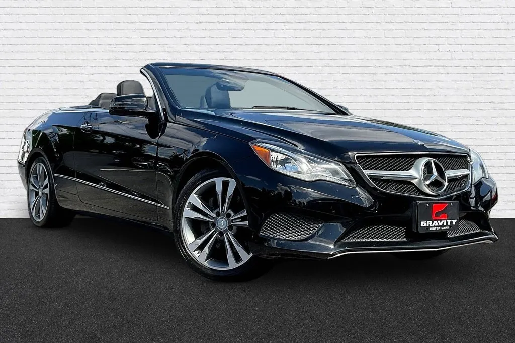 Mercedes-Benz E-Class photo 3
