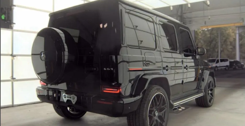 Mercedes-Benz G-Class photo 2