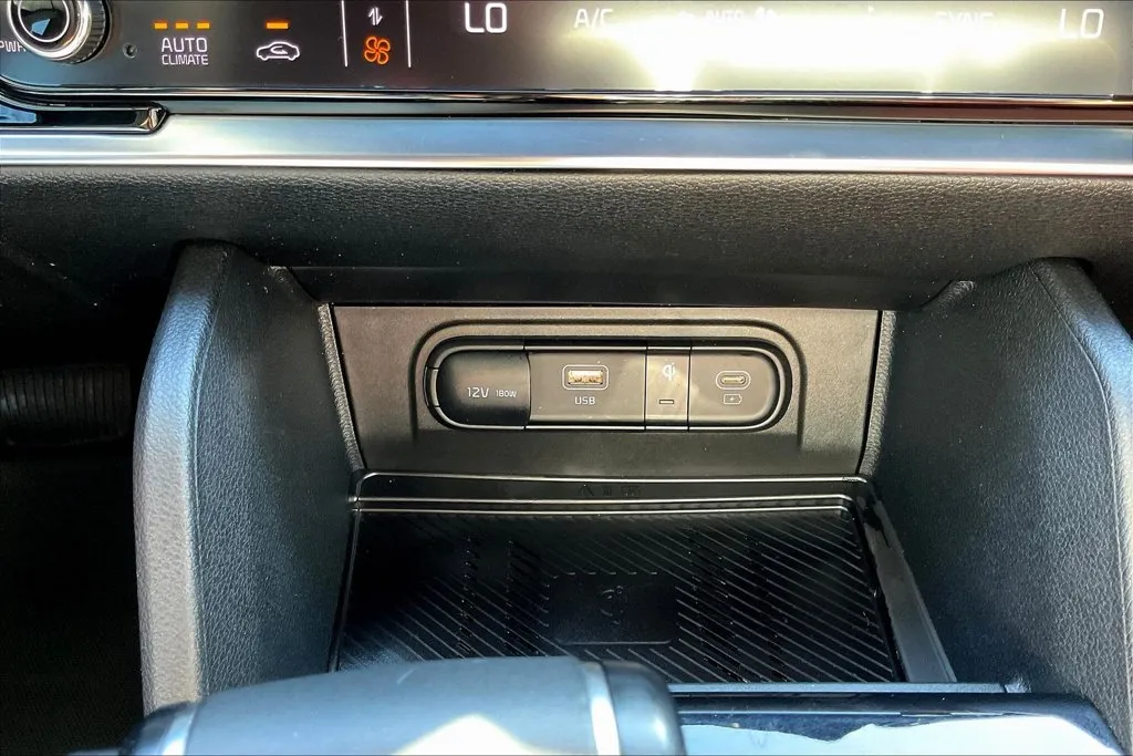 Kia Sportage photo 16