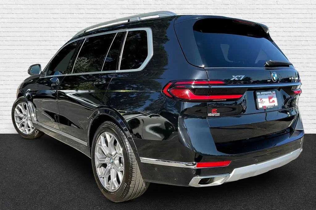 BMW X7 photo 4