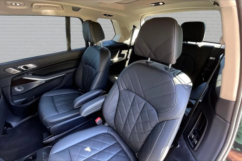 BMW X7 photo 22
