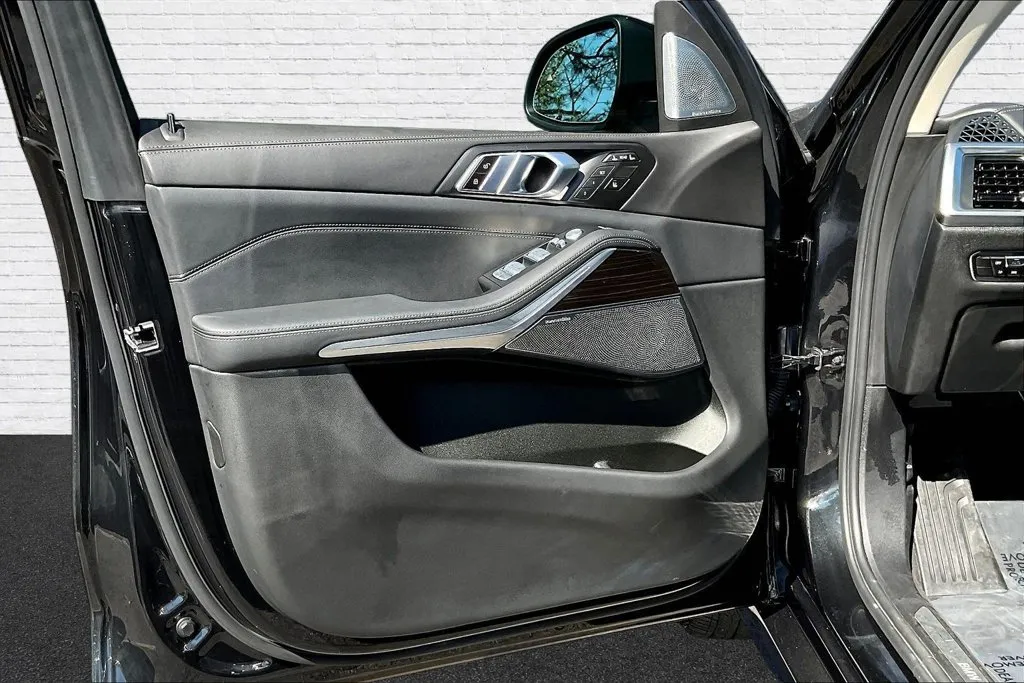 BMW X7 photo 20