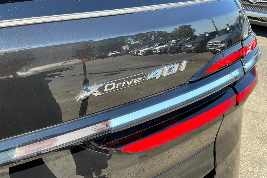 BMW X7 photo 24