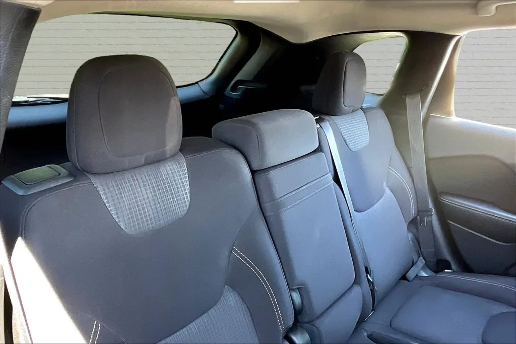 Jeep Cherokee photo 24