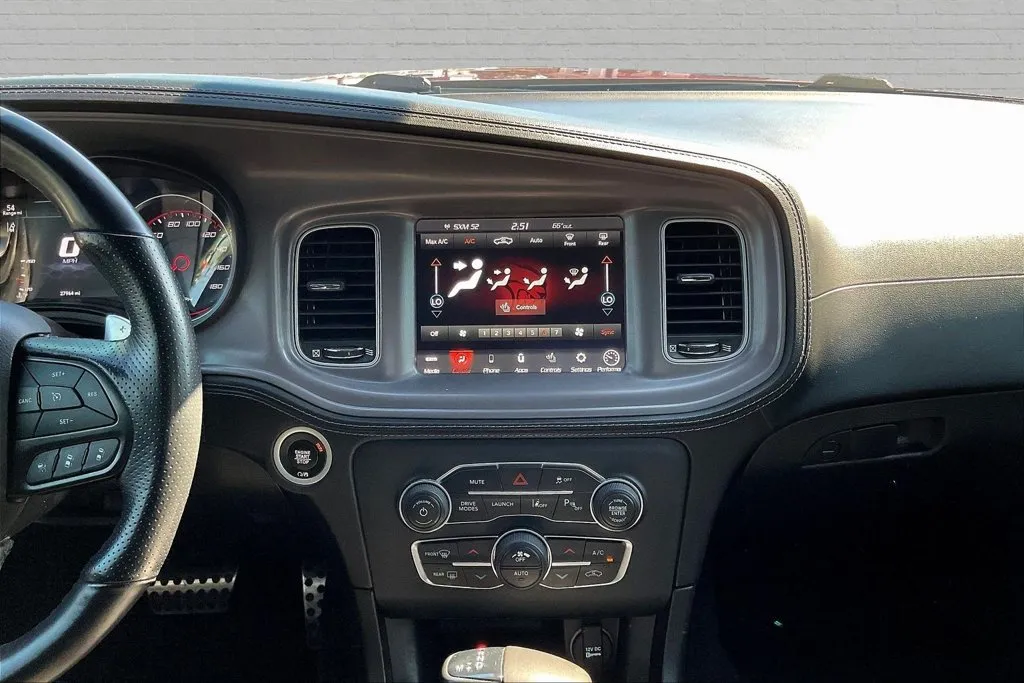 Dodge Charger photo 8