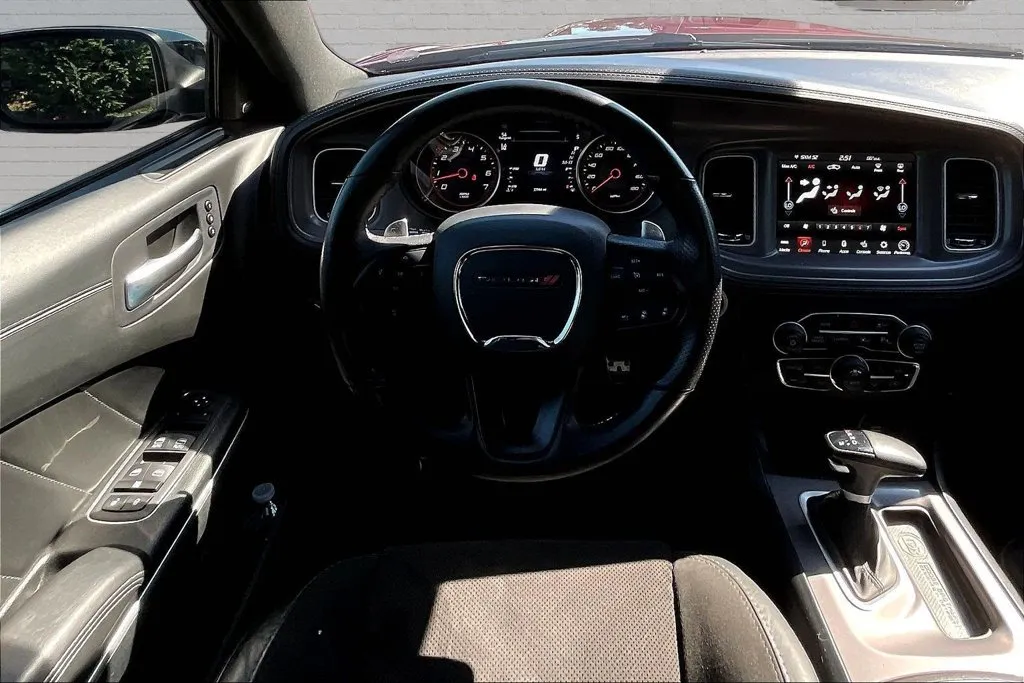 Dodge Charger photo 7