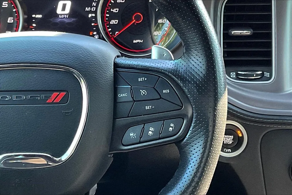 Dodge Charger photo 11