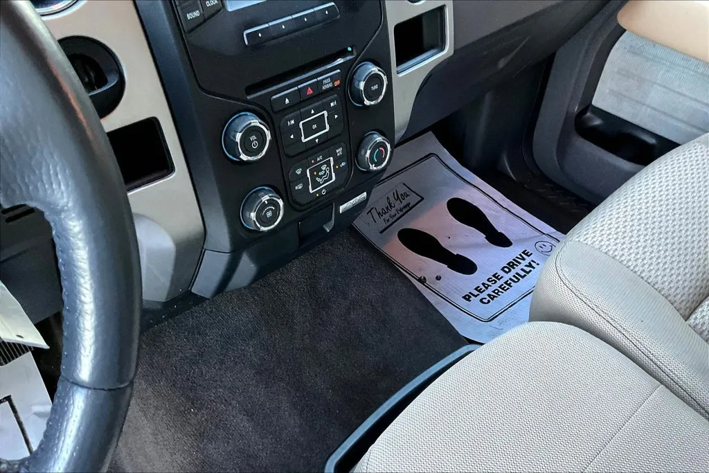 Ford F-150 photo 17
