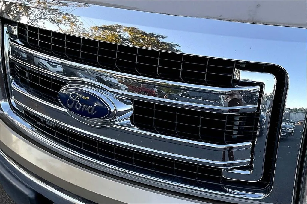 Ford F-150 photo 31