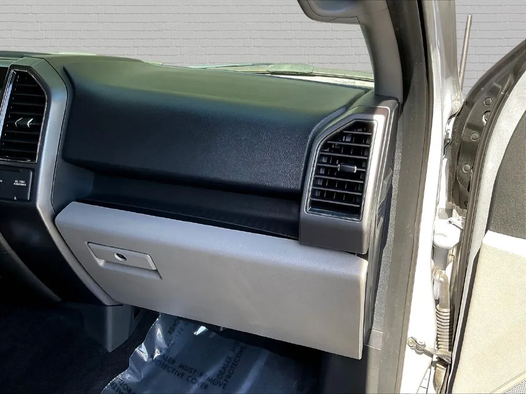 Ford F-150 photo 26