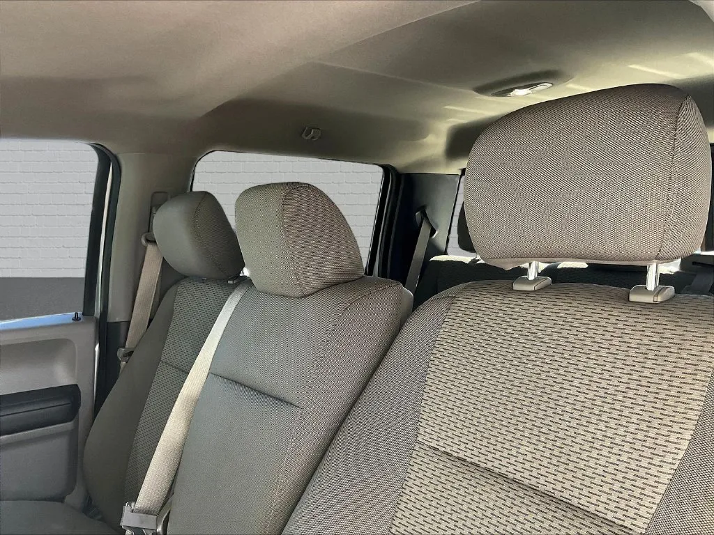 Ford F-150 photo 21