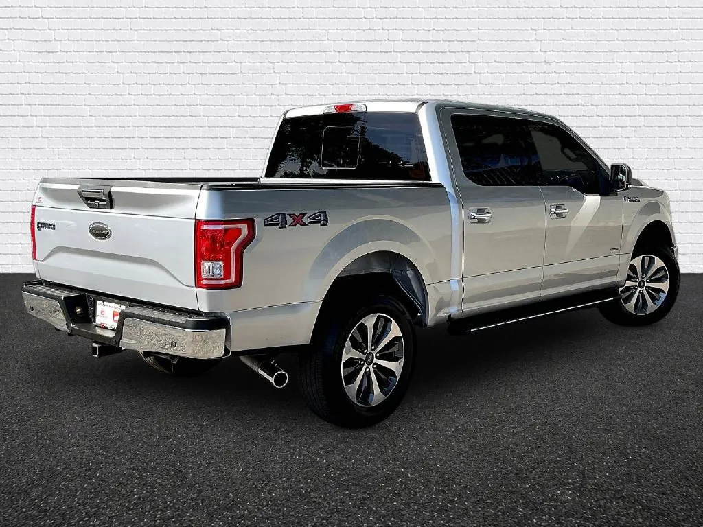 Ford F-150 photo 6